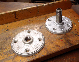 Flanges used as swivel
                      mount