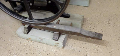 10 x 15
                    C&P Printing Press Flywheel Brake