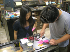 Andy
                            Nara Mixing pink ink