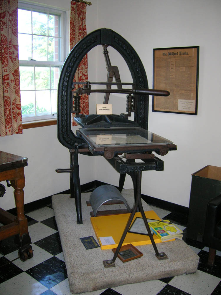 America Iron Hand PRess Press Used by The Hunterdon County Democrat, Flemington, NJ until 1949